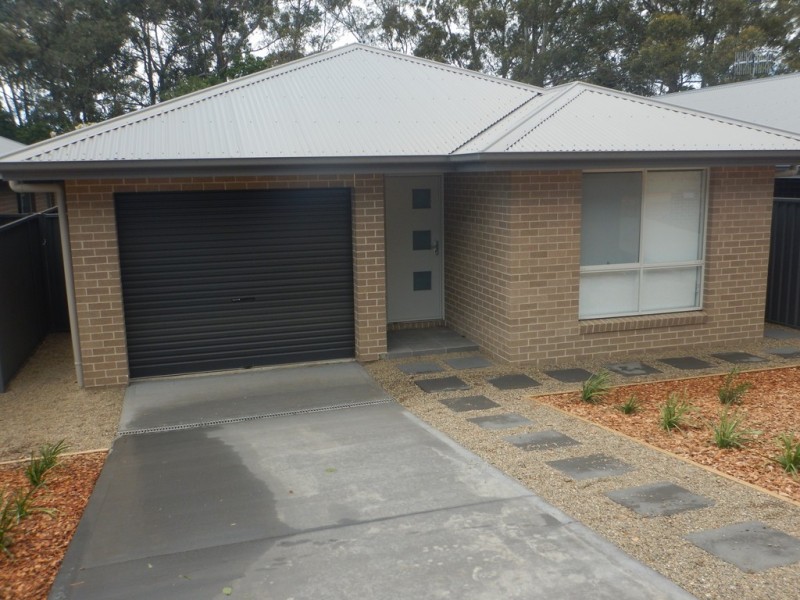 4/42 Tarawal Street, Bomaderry NSW 2541