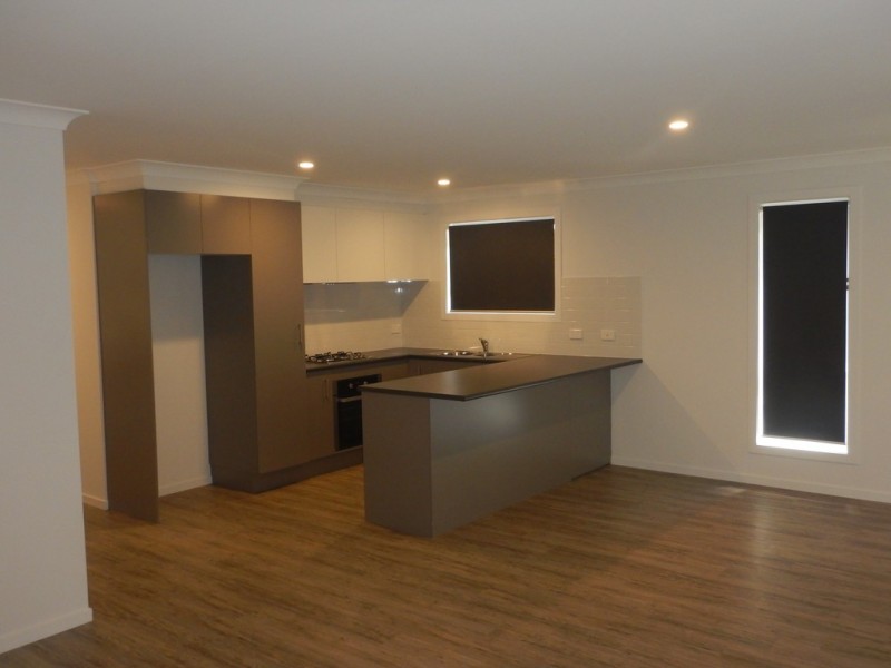 4/42 Tarawal Street, Bomaderry NSW 2541