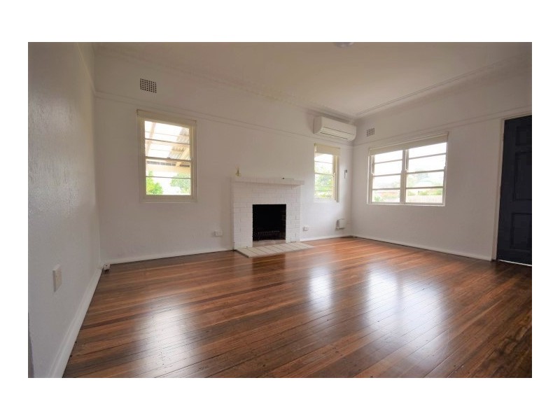 1 VIEW STREET, Nowra NSW 2541
