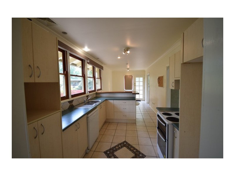 4 Bernadette Avenue, Nowra NSW 2541