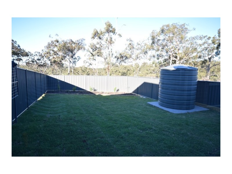 11a george lee way, North Nowra NSW 2541