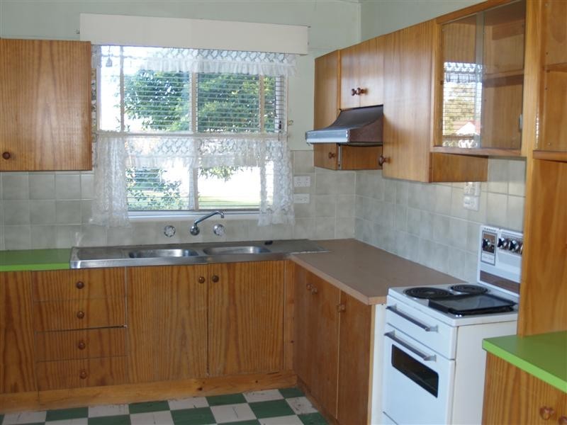 17 Golden Hill Ave, Shoalhaven Heads NSW 2535