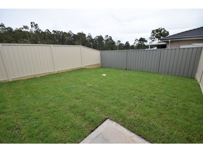 8A Elian Crescent, South Nowra NSW 2541