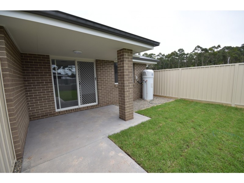 8A Elian Crescent, South Nowra NSW 2541