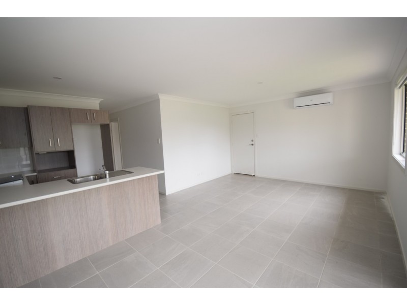 8A Elian Crescent, South Nowra NSW 2541