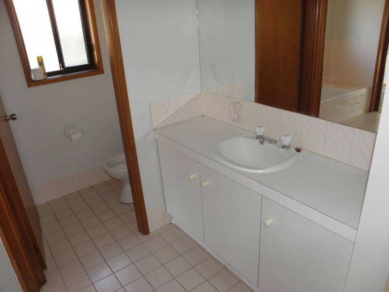 6 Garlin Close, North Nowra NSW 2541