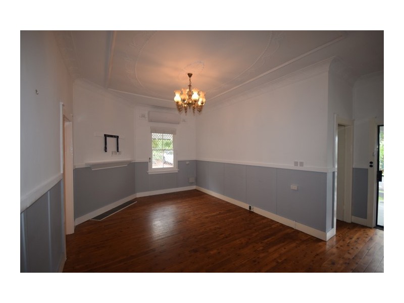 98 Douglas Street, Nowra NSW 2541