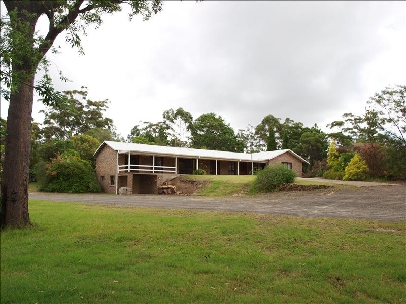 88 Falls Road, Falls Creek NSW 2540