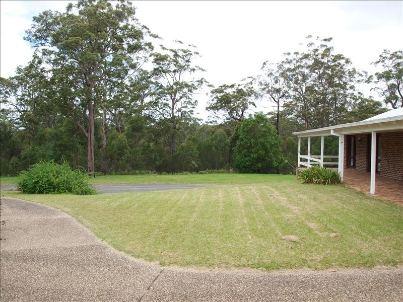 88 Falls Road, Falls Creek NSW 2540
