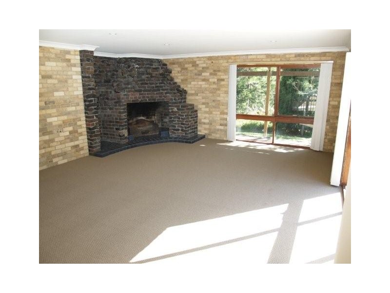 88 Falls Road, Falls Creek NSW 2540