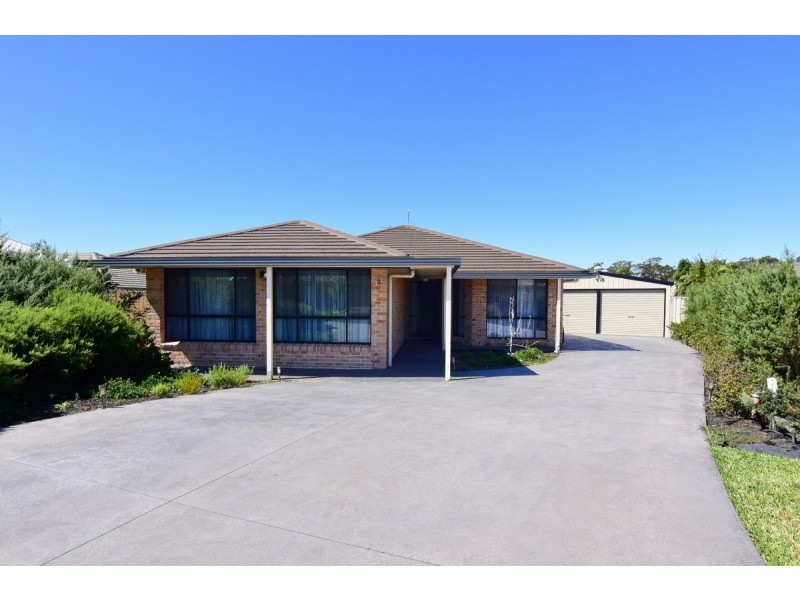 3 Rock Lilly Close, Worrigee NSW 2540