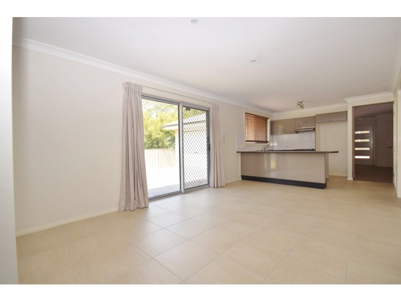 48 Rannoch Drive, West Nowra NSW 2541