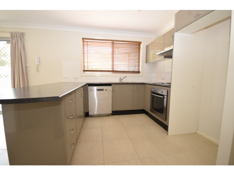48 Rannoch Drive, West Nowra NSW 2541
