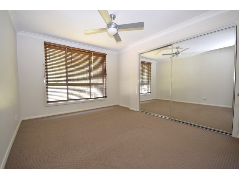 48 Rannoch Drive, West Nowra NSW 2541