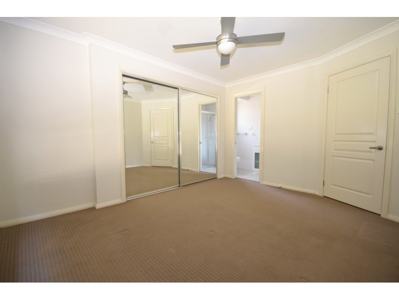 48 Rannoch Drive, West Nowra NSW 2541