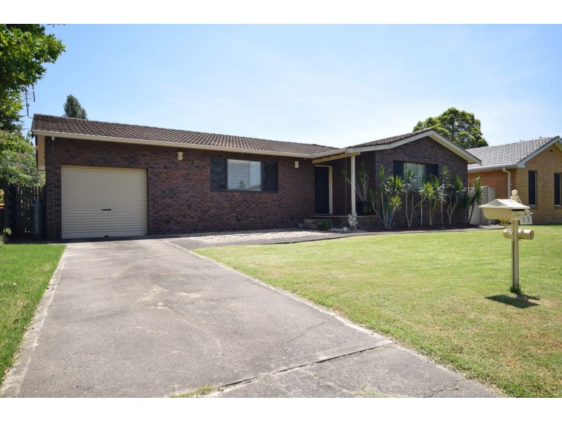 17 Elia Avenue, Nowra NSW 2541
