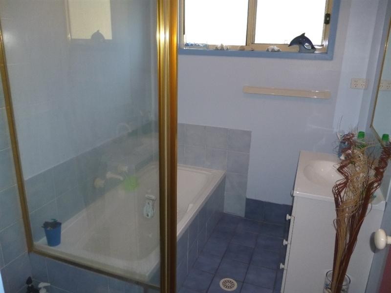 6 Cook Street, Callala Bay NSW 2540