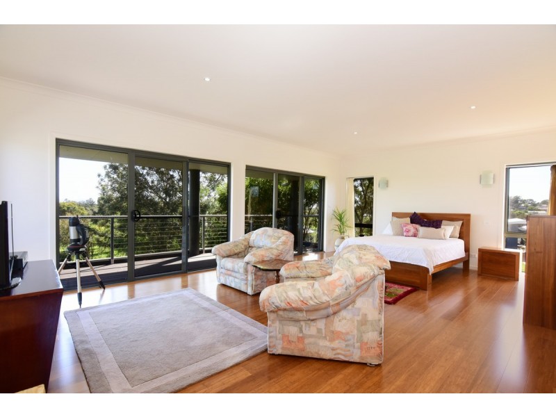 9 Greenwell Point Road, Greenwell Point NSW 2540