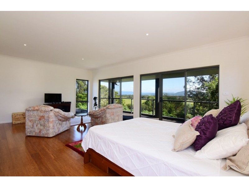 9 Greenwell Point Road, Greenwell Point NSW 2540