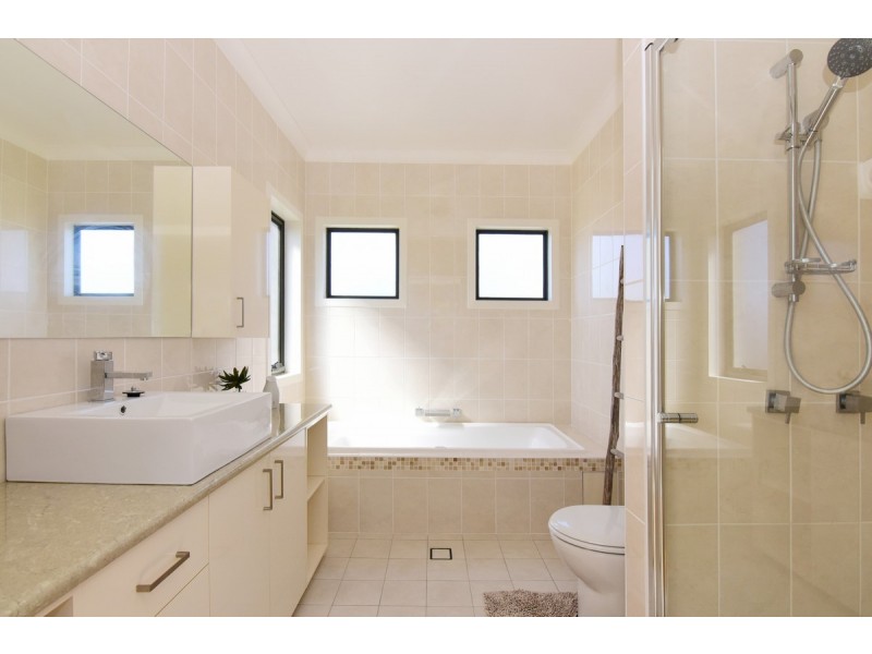 9 Greenwell Point Road, Greenwell Point NSW 2540