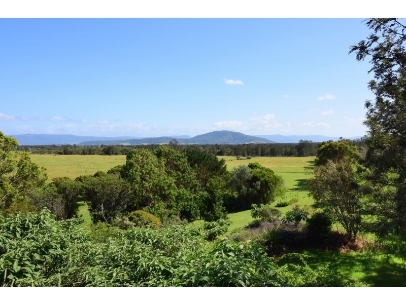 9 Greenwell Point Road, Greenwell Point NSW 2540