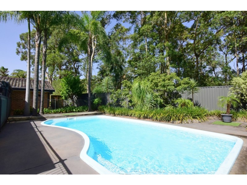 3 Crosby Place, Bomaderry NSW 2541