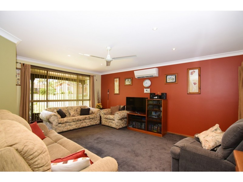 3 Crosby Place, Bomaderry NSW 2541