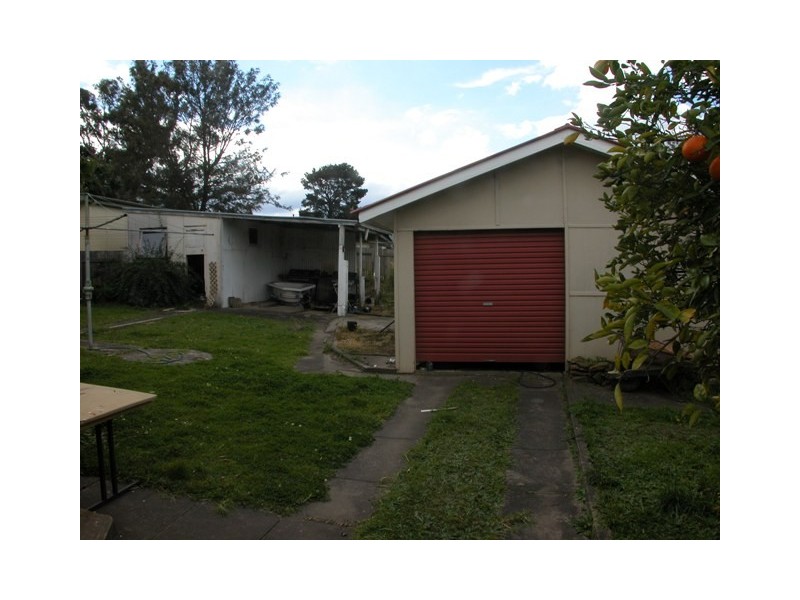 11 Mulgen Crescent, Bomaderry NSW 2541