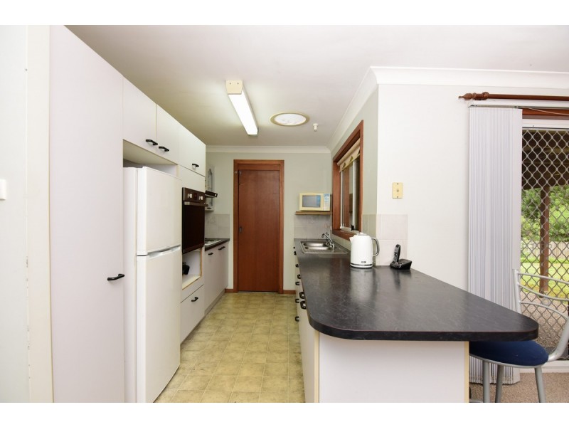 5 Racemosa Avenue, West Nowra NSW 2541