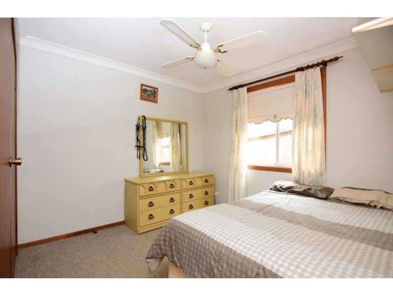 5 Racemosa Avenue, West Nowra NSW 2541