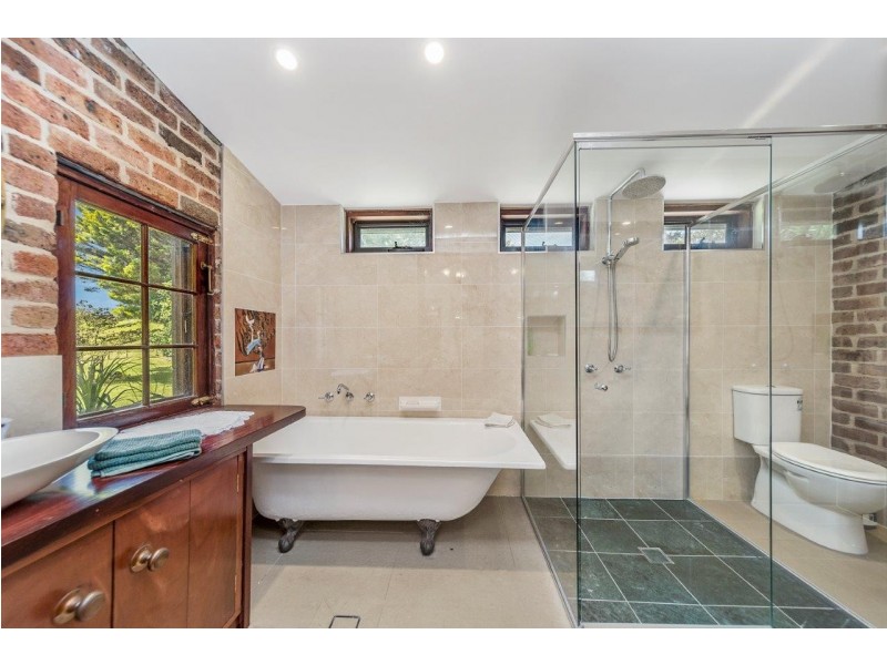 E379A Princes Highway, Yatte Yattah NSW 2539
