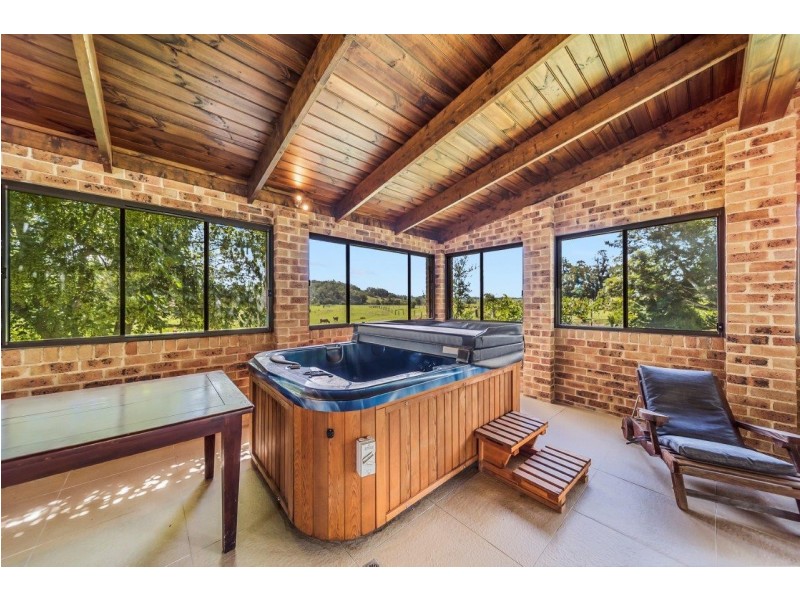 E379A Princes Highway, Yatte Yattah NSW 2539