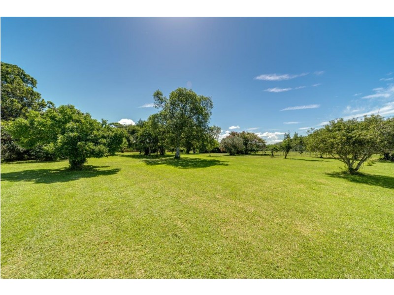E379A Princes Highway, Yatte Yattah NSW 2539