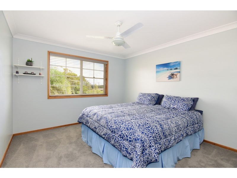 6 Bartlett Drive, Greenwell Point NSW 2540