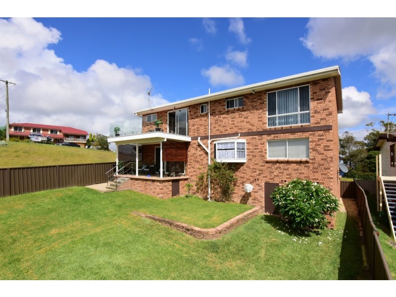 6 Bartlett Drive, Greenwell Point NSW 2540