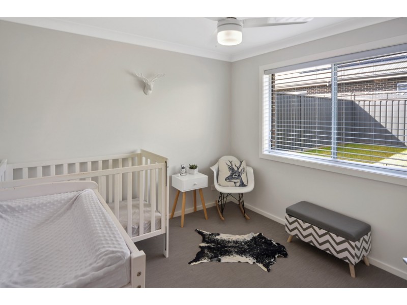 24 Wattlebird Road, South Nowra NSW 2541