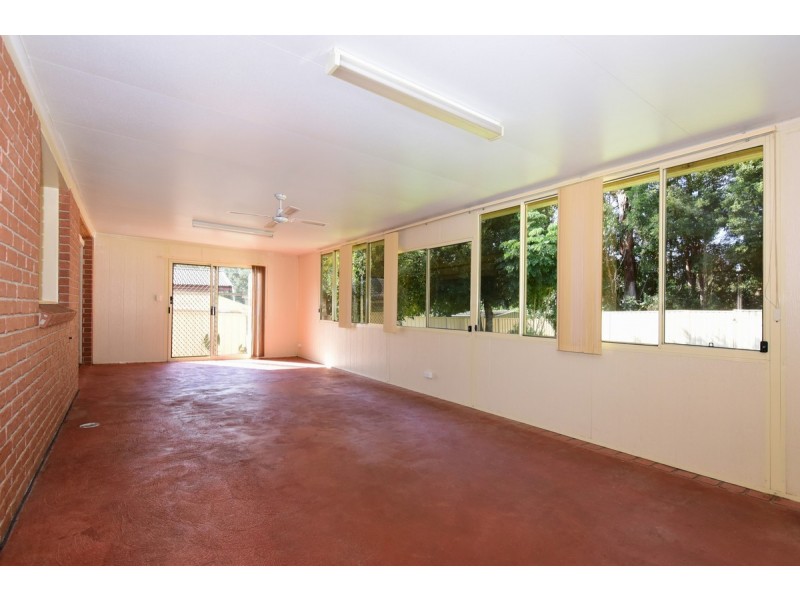 6 Olympic Drive, West Nowra NSW 2541