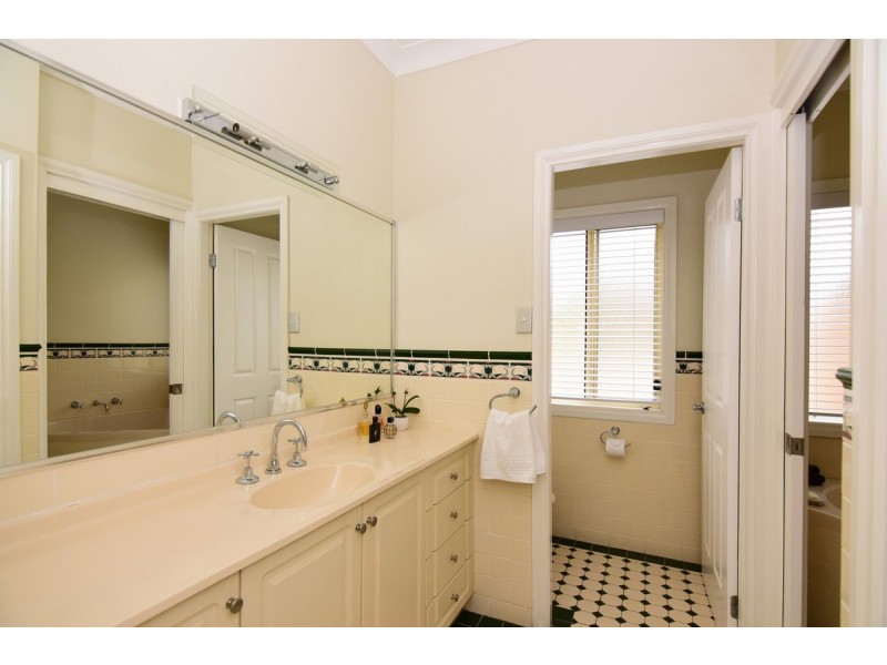 140 Worrigee Road, Worrigee NSW 2540