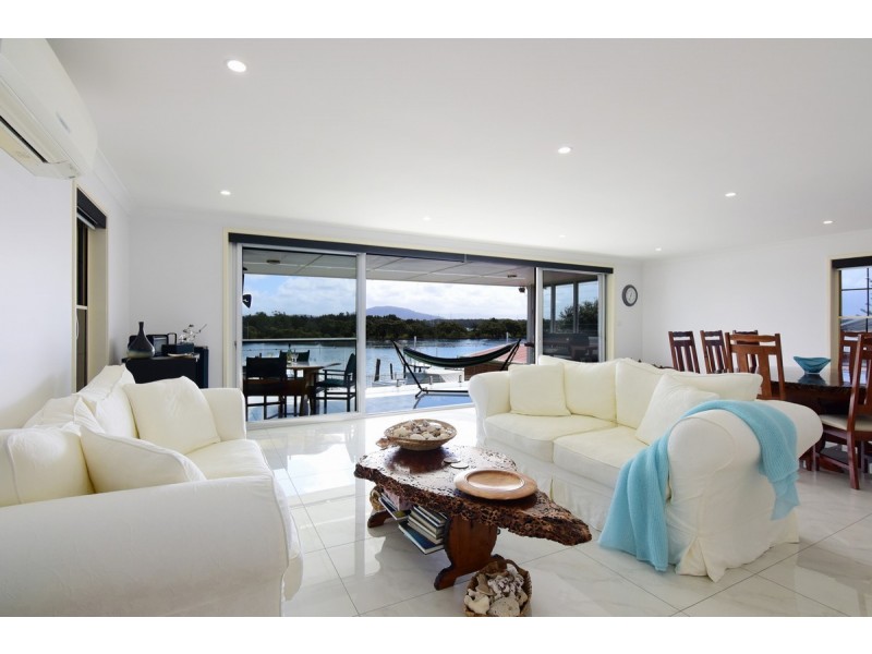 15 Adelaide Street, Greenwell Point NSW 2540