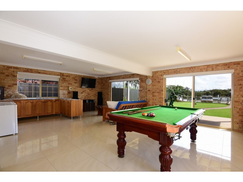 15 Adelaide Street, Greenwell Point NSW 2540