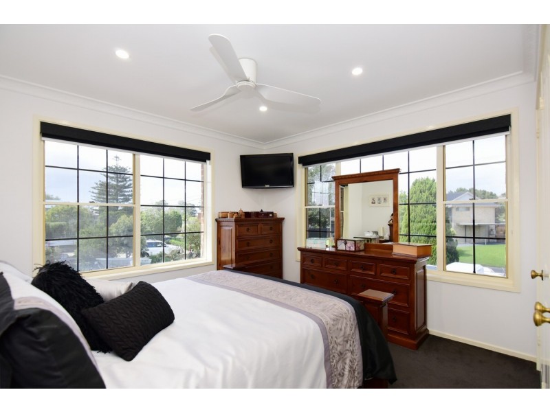 15 Adelaide Street, Greenwell Point NSW 2540