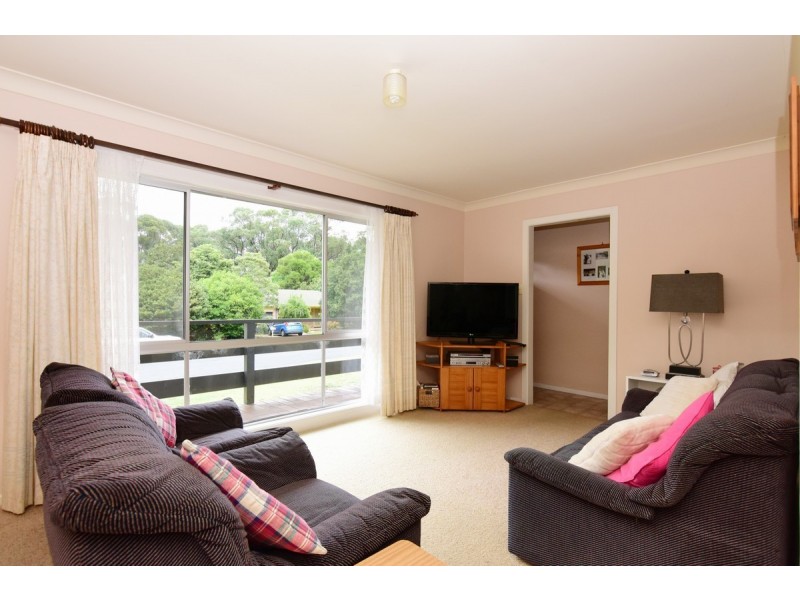 4 Maybern Close, North Nowra NSW 2541