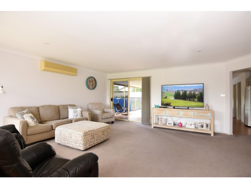 10 Peppermint Drive, Worrigee NSW 2540