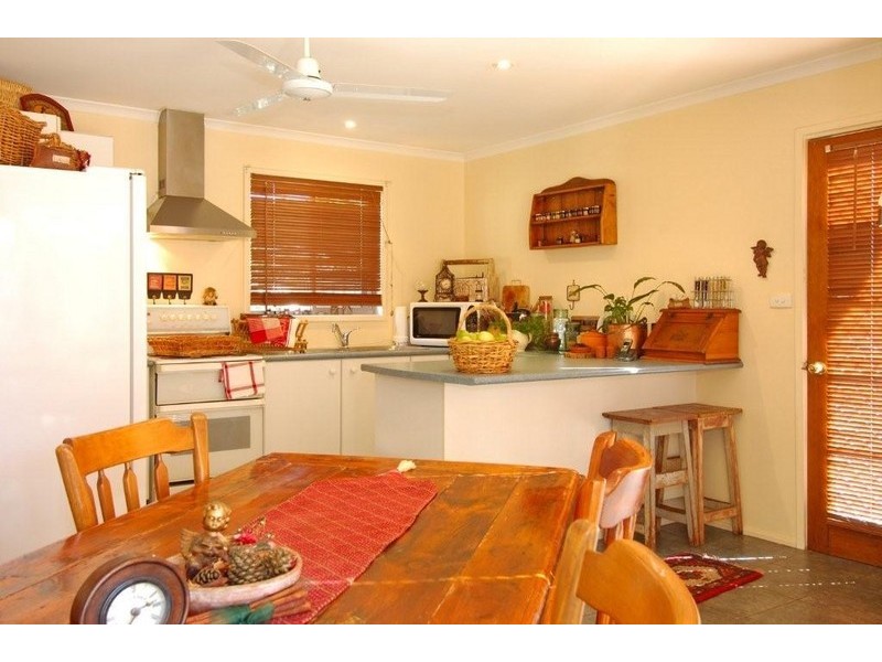 25 Aspinall Street, Shoalhaven Heads NSW 2535