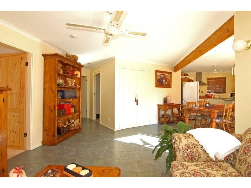 25 Aspinall Street, Shoalhaven Heads NSW 2535