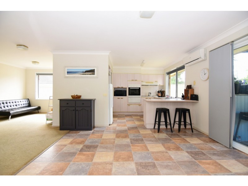 6 Cane Close, North Nowra NSW 2541