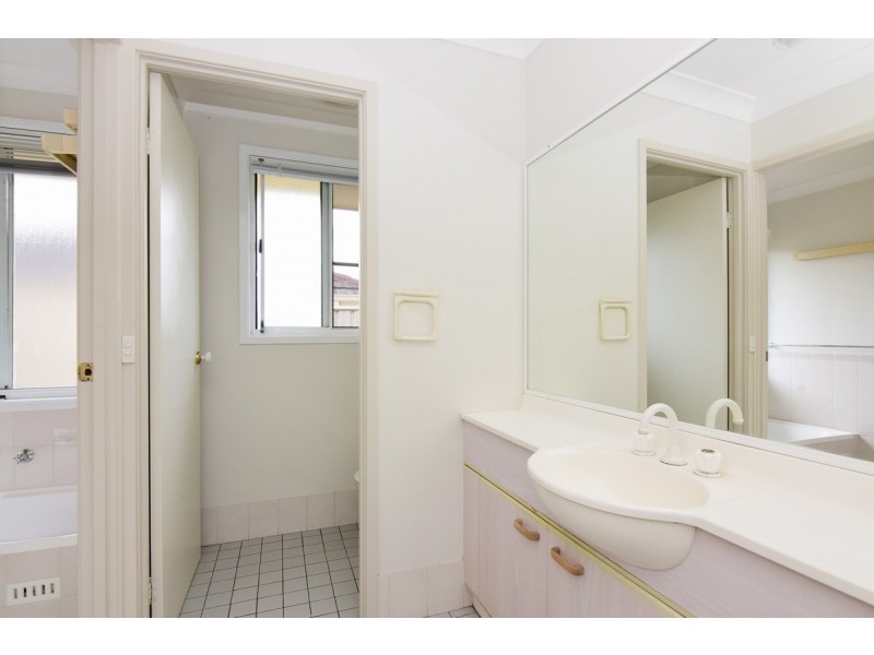 6 Cane Close, North Nowra NSW 2541