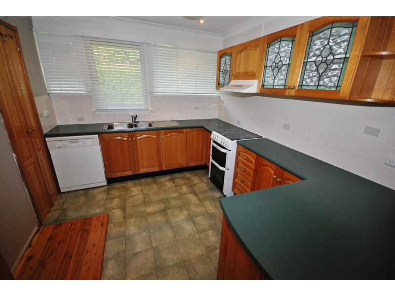 13 Hewlett Ave, North Nowra NSW 2541