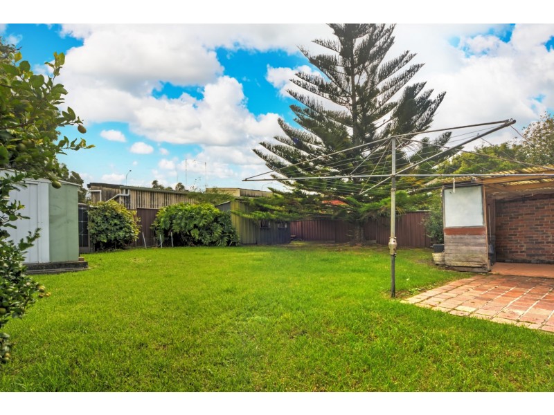 23 Hockey Street, Nowra NSW 2541