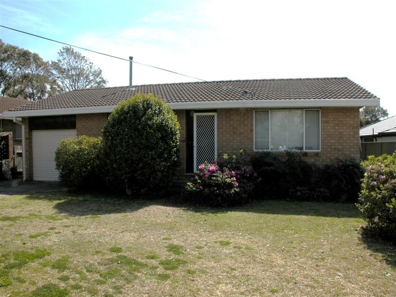 17 Ravenscliffe Road, Shoalhaven Heads NSW 2535